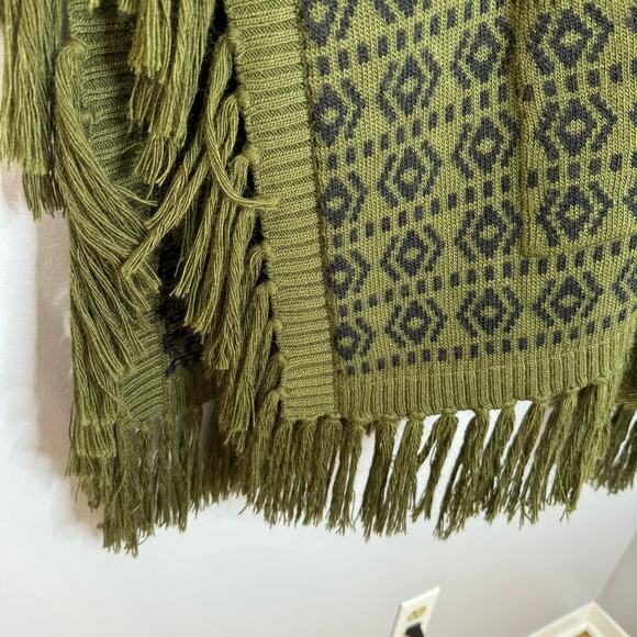 Carolina K Women's Alpaca Blend Lulu Poncho Green Print Fringe Boho One Size - Picture 8 of 11